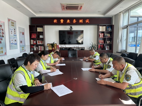 一班 測試.jpg 一班 測試.jpg