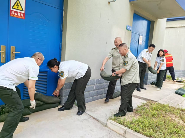 防汛應急演練_副本.jpg 防汛應急演練_副本.jpg